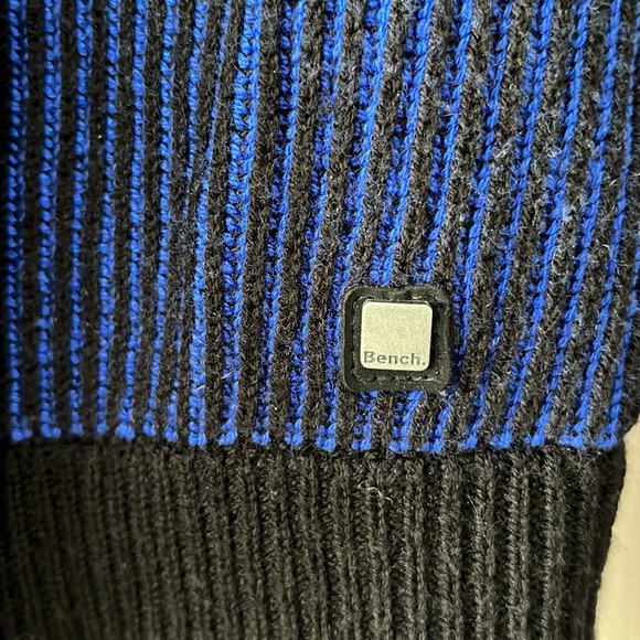 GUC Bench Cardigan - Picture 5 of 13